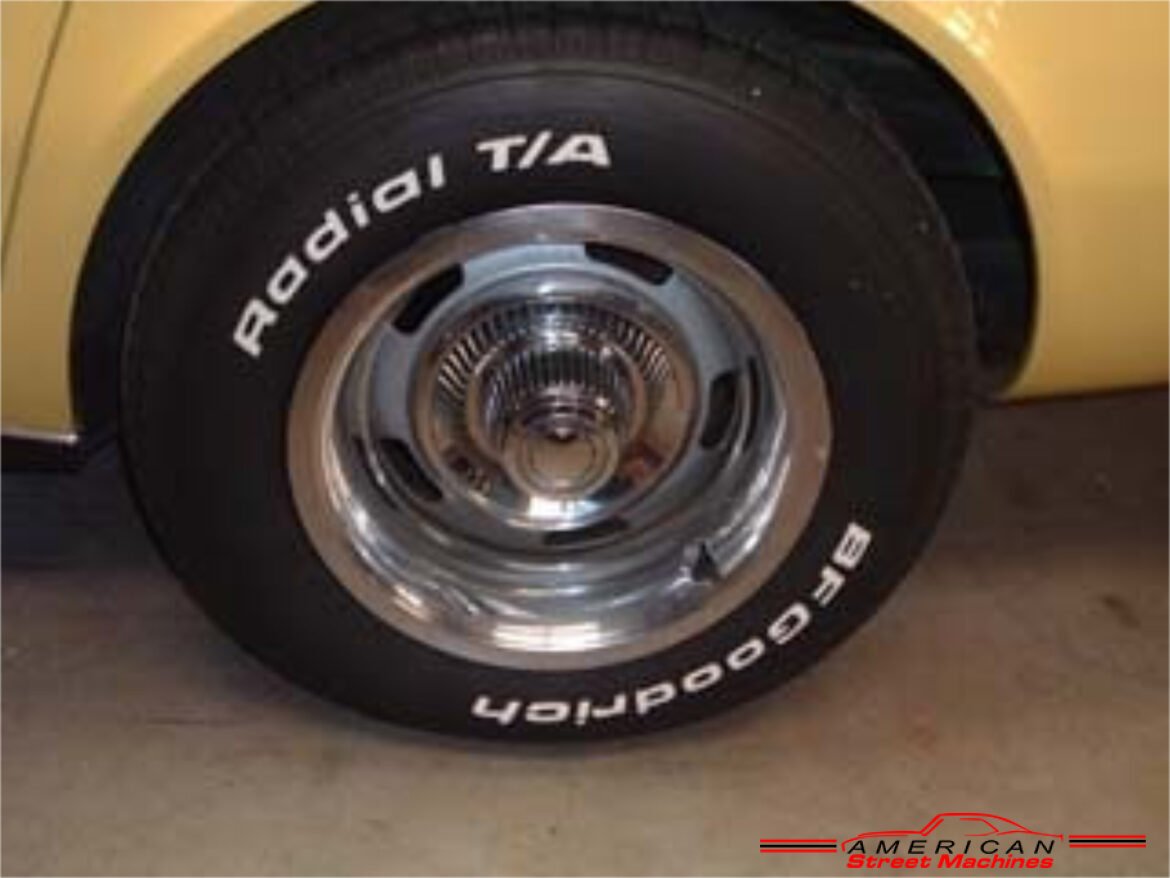 1227369vette718424 026