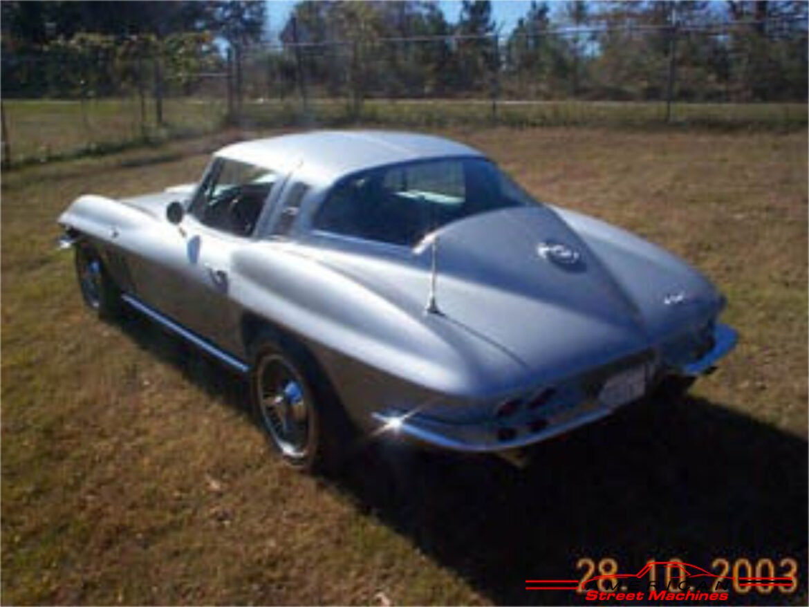 7051965silver.corvette.interiorf