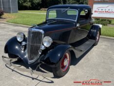1934 Ford 3 window coupe