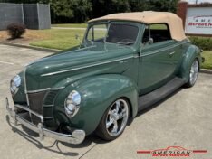 1940 Ford Deluxe Convertible